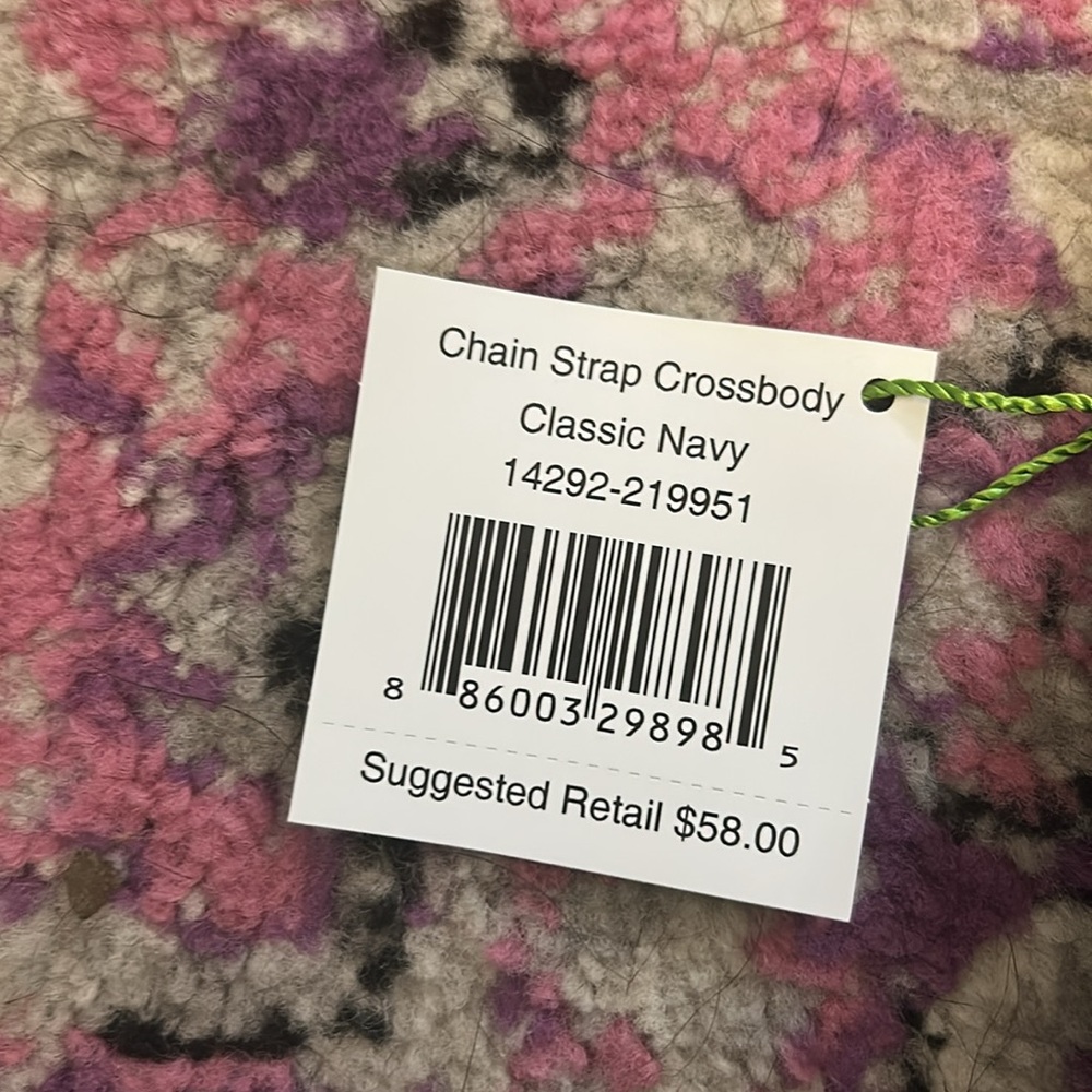 New with tags Vera Bradley chain strap crossbody classic navy model 14292-219951 - Picture 8 of 8